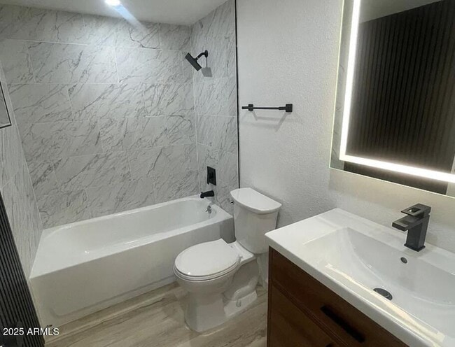 Photo - 7870 E Camelback Rd Unit 210