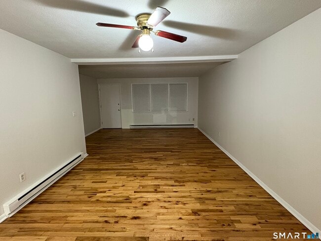 Photo - 43 Hiltbrand Rd Unidad APT 2-8