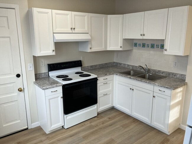 Building Photo - 616 2nd St SW Unit 616 2nd Apt #2