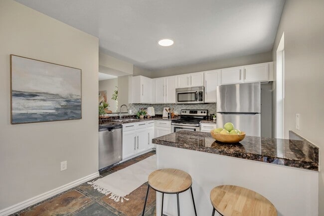 Photo - 2830 Keltic Ct