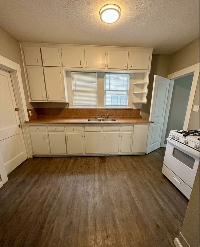 Photo - 2530 Pierce St