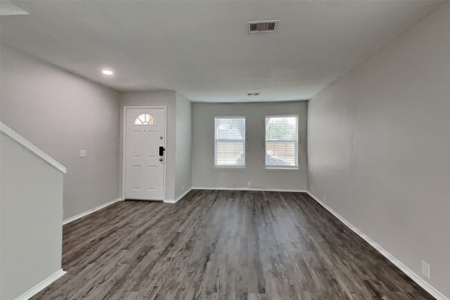Photo - 14906 Sugarhollow Dr