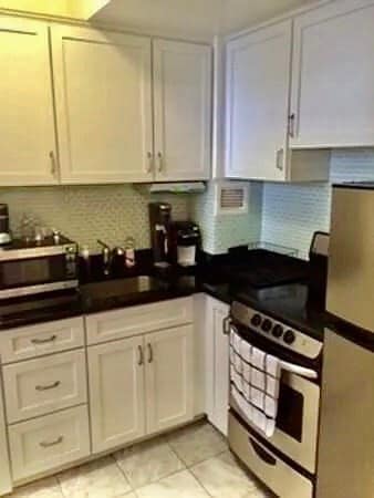 Photo - 21 Beacon St Unit 6D