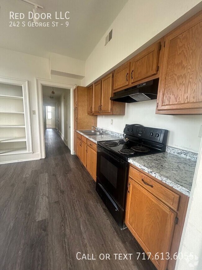 Building Photo - 242 S George St Unit 9 Rental