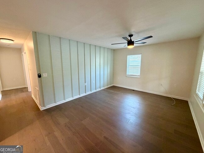 Photo - 95 Thirkield Ave SE