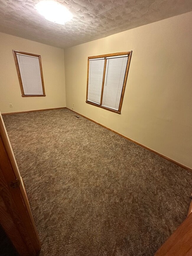 Photo - 2 Bedroom, 1 Bathroom House with Carport