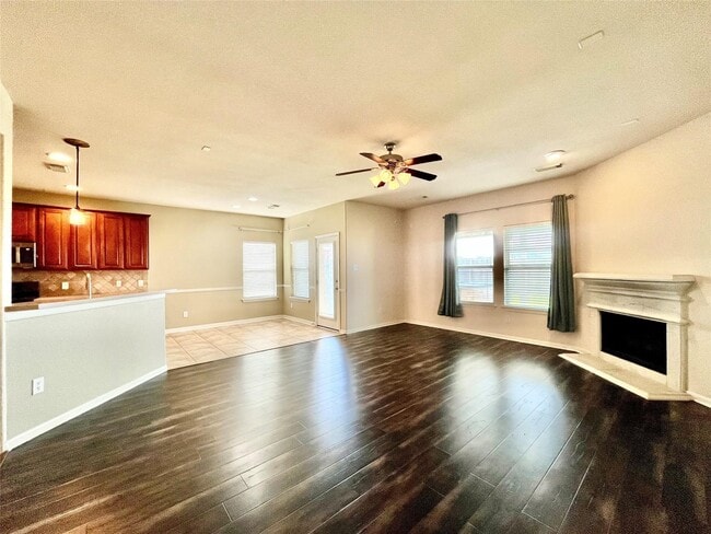 Building Photo - 7419 Pony Creek Rental