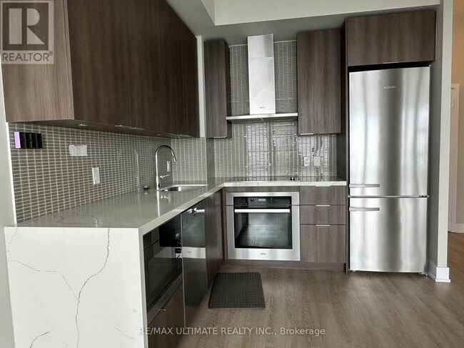 Photo - 30 Shore Breeze Dr Unit #6206