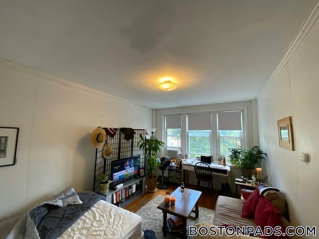 Photo - 109 Brainerd Rd Unit 9