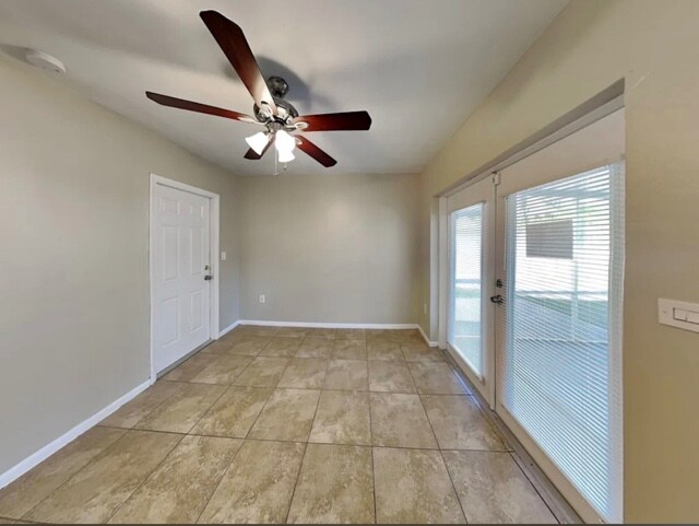 Photo - 10321 SW 156th St