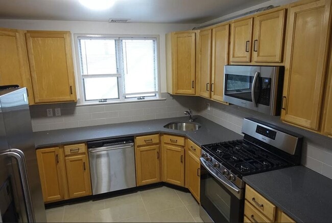 Llamar al propietario al 973-356-6937 - 26 Harding Ct Unidad 26 Harding Ct Apt 2