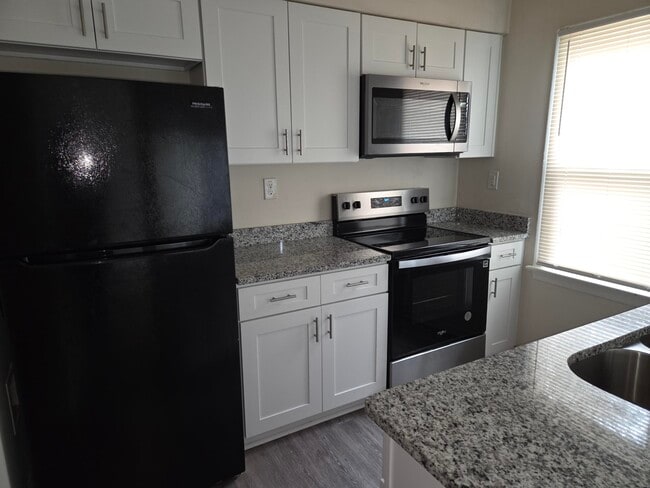 Photo - 1105 Commonwealth Place