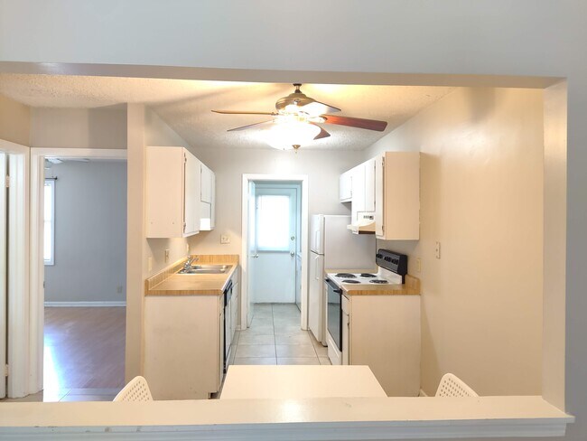 Photo - 801 Burcale Rd Unit K1