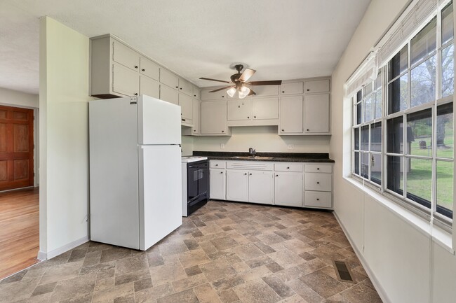 Photo - 8848 W Simpson Rd