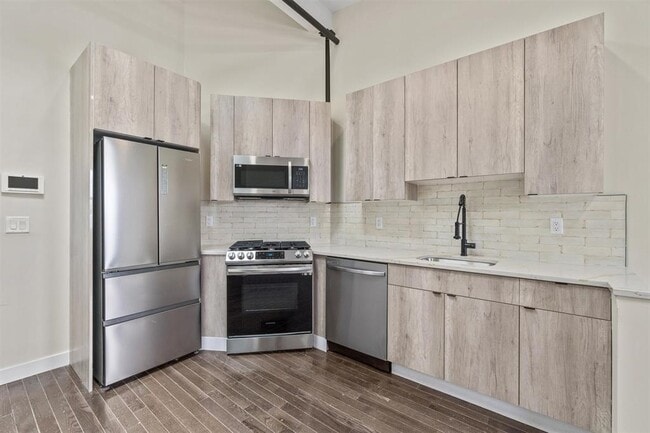 Photo - 21 W 20th St Unidad 303