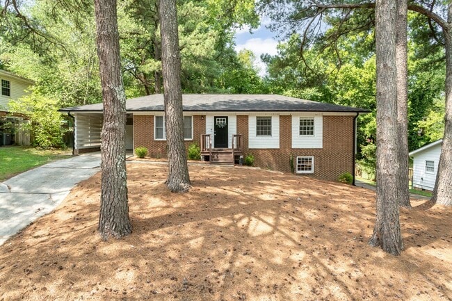 2212 Foxtrot Rd