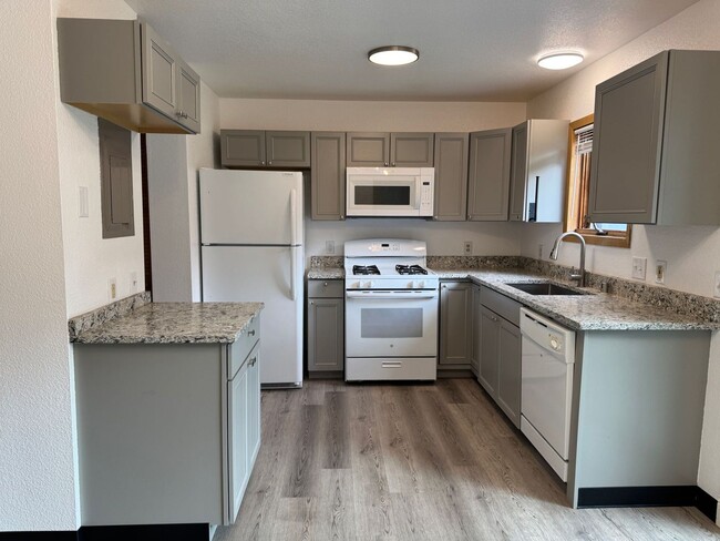 Photo - 150 W Heritage Dr Unit 2