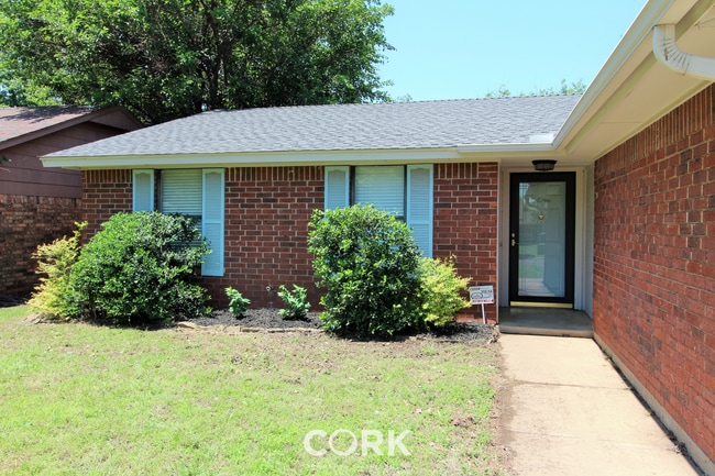 Photo - 1301 Del Norte Dr