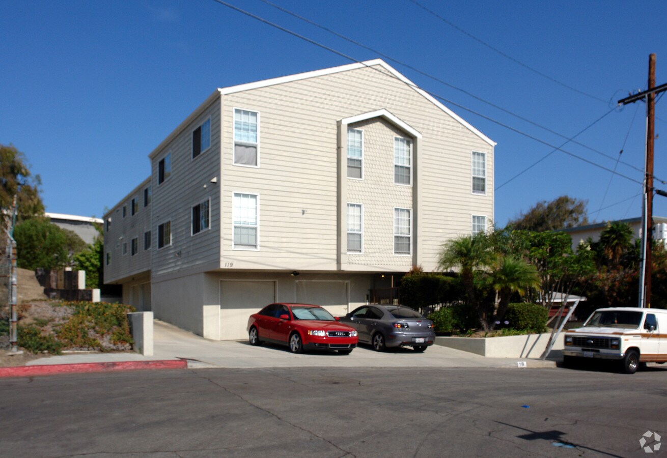 Photo - 119 Loma Vista St