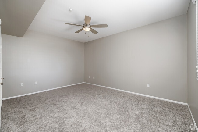 2BR, 2BA - 1,088SF - Primary Bedroom