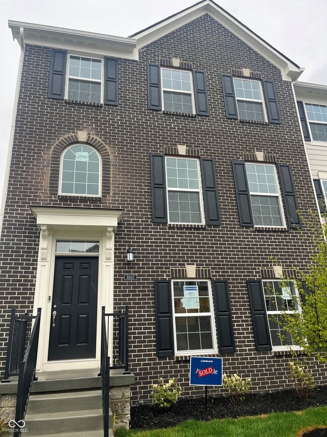 Photo - 6910 Equality Blvd Townhome