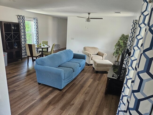 Photo - 714 N Warfield Ave