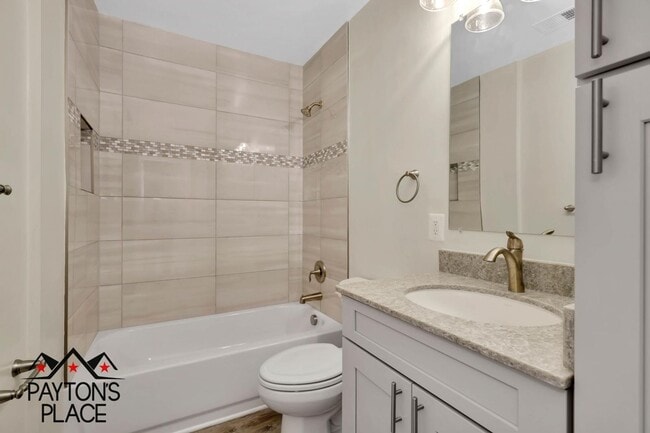 Photo - 332 19th St NE Unidad B