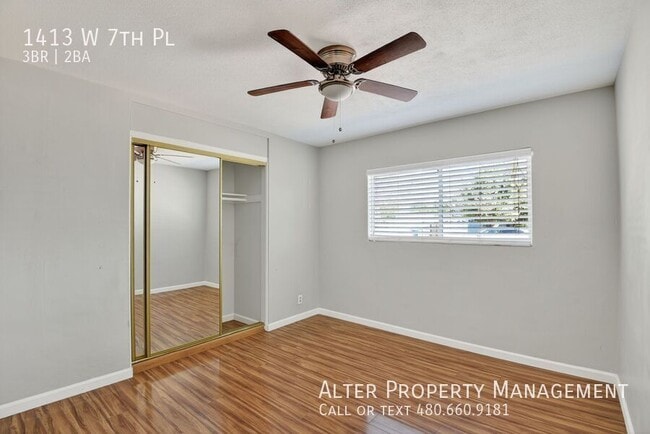 Photo - 1413 W 7th Pl