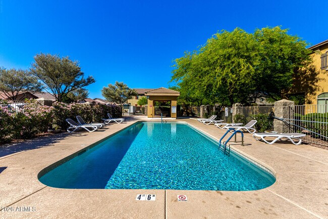 2250 E Deer Valley Dr