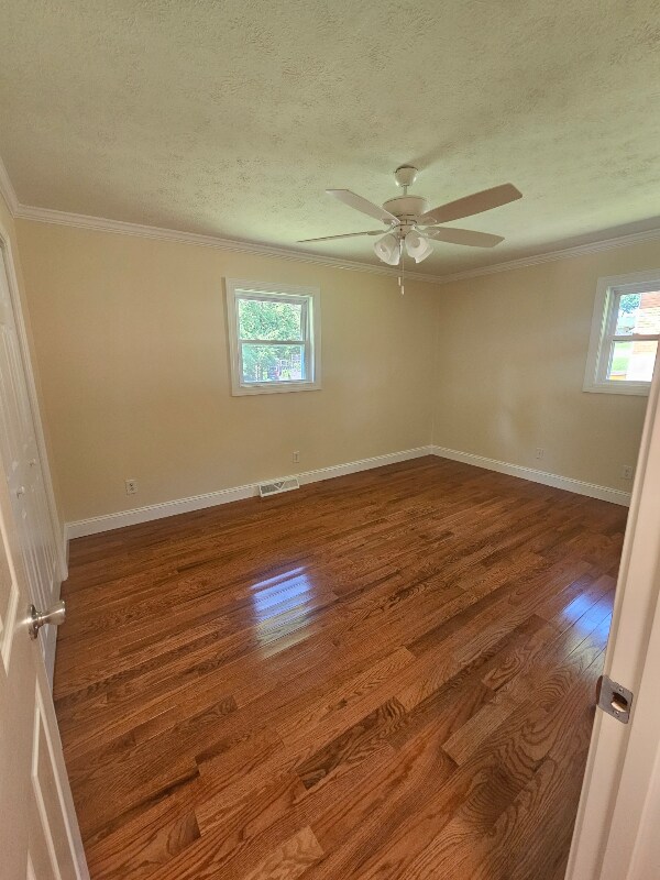 Photo - 2858 Court St Unit 2858