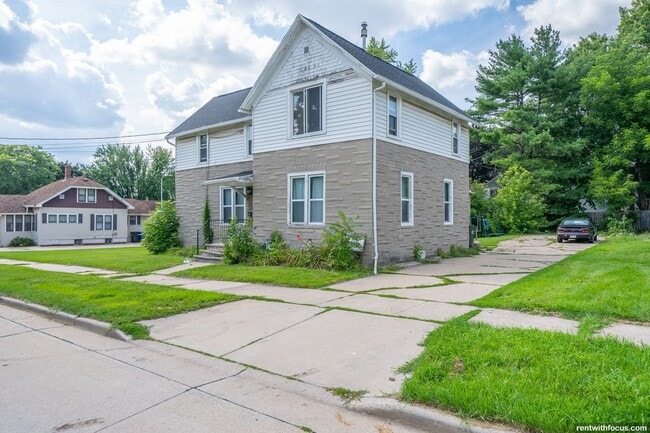 Photo - 1111 Oviatt St Unidad 1111 1/2 Oviatt St.