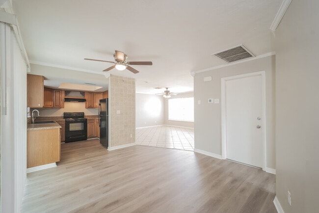 Photo - 1322 SE 12th St