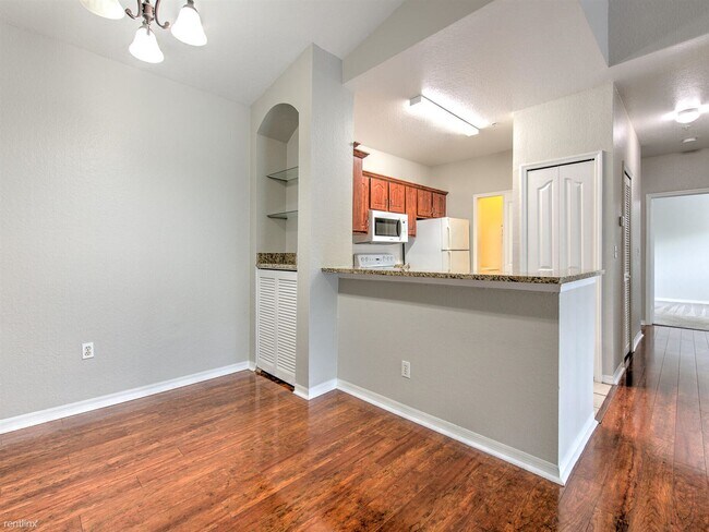 Photo - 2 br, 1 bath Condo - 5703 Legacy Crescent ...