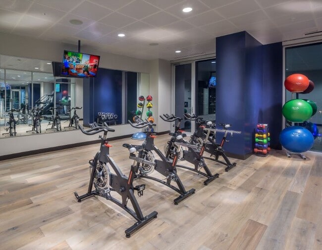 Photo - SoDo - Houston North Tower