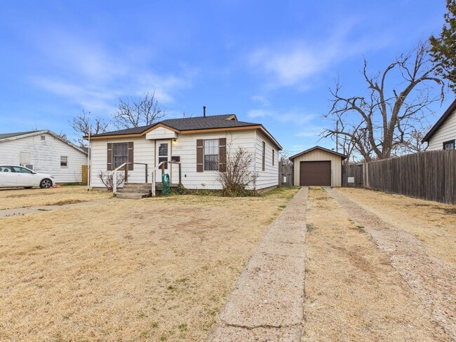 Building Photo - 4004 S Hayden St