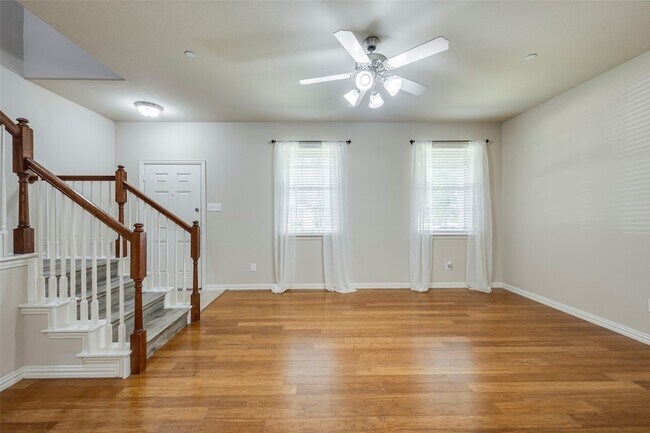 Photo - 2216 Carlisle St