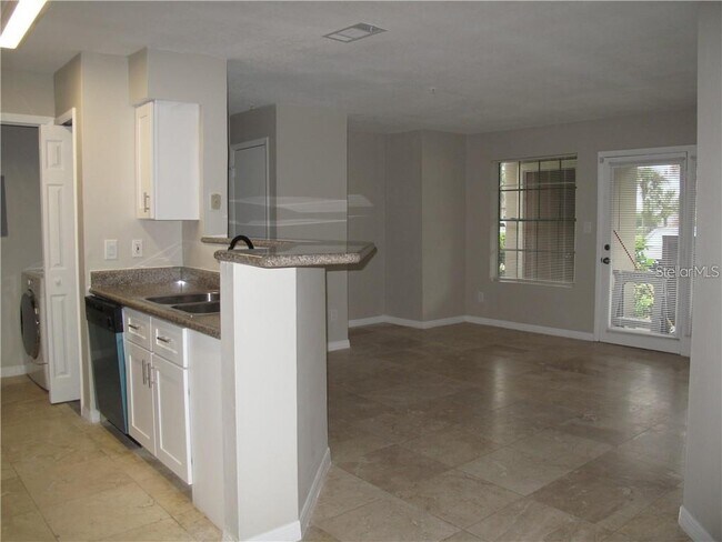 Photo - 216 Afton Square Unit 111