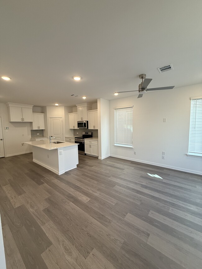 Photo - 4703 Stirring Pathway