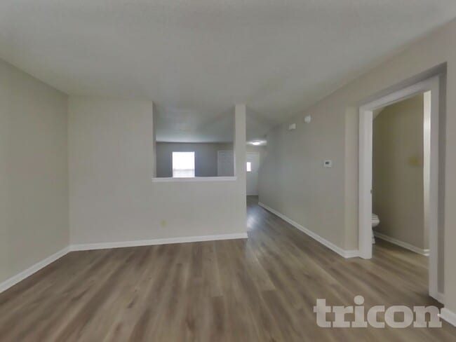 Photo - 10907 Delphi Dr
