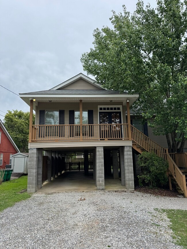 Building Photo - 565 Ramon St