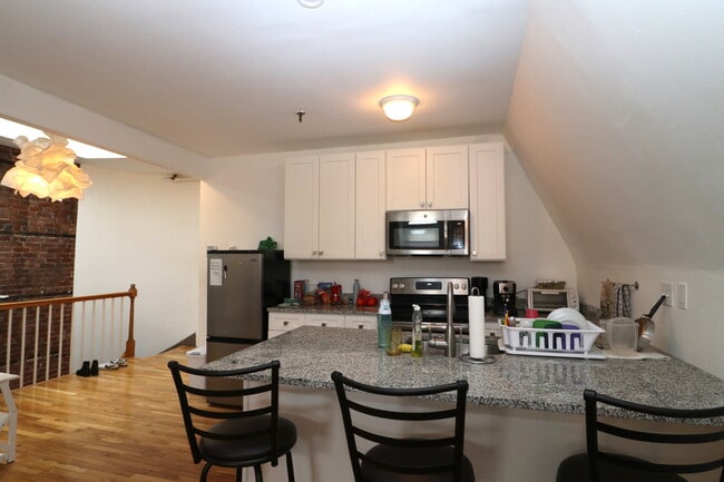 Photo - 177 Northampton St