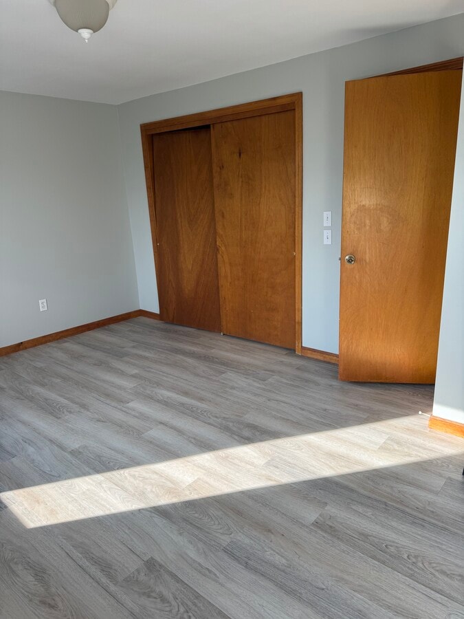 Photo - 410 Farmington Ave