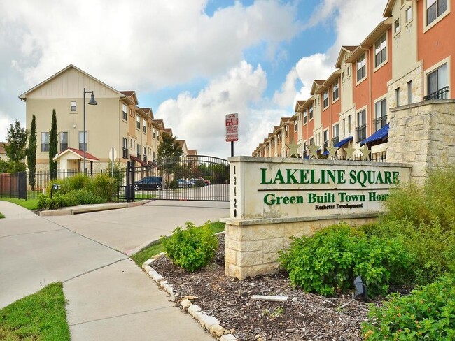 Photo - 13420 LYNDHURST St