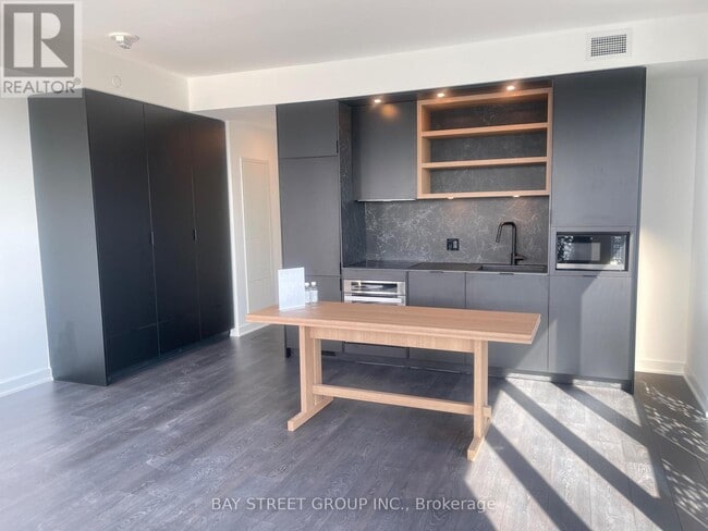 Photo - 55 Charles St E Unit 4602