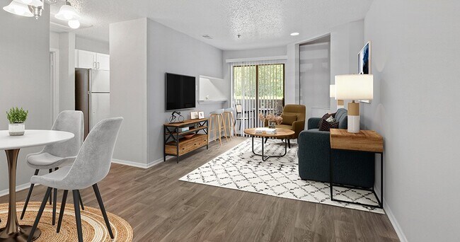Hollytree Apartments