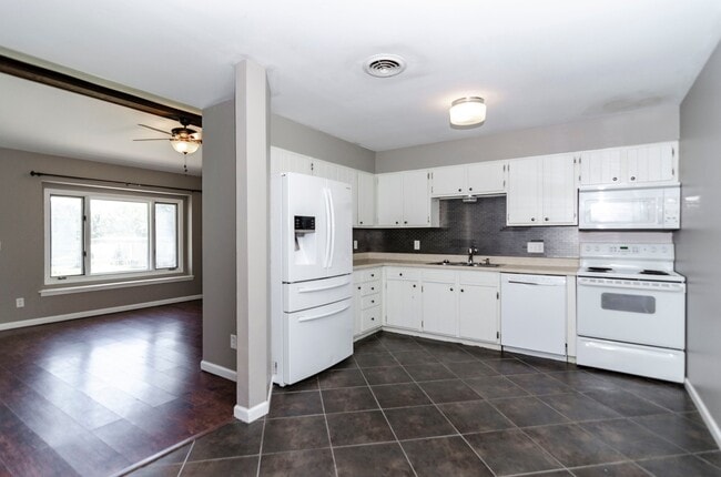 Photo - Please View 3D Virtual Walk-Through Before Scheduling a Showing