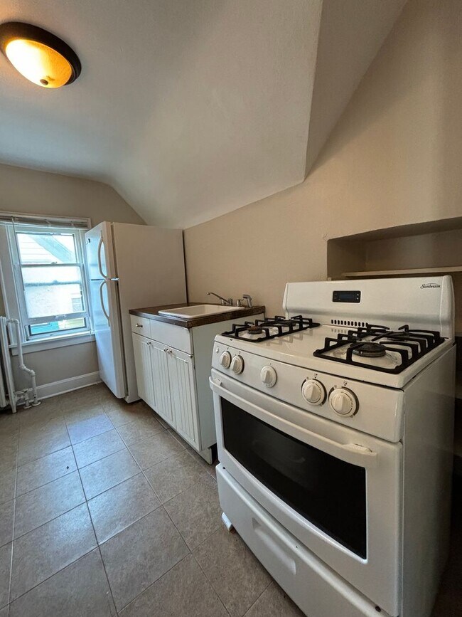 Photo - 771 6th St E Unit 3