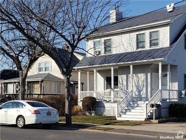 Building Photo - 451 Fire Island Ave Rental