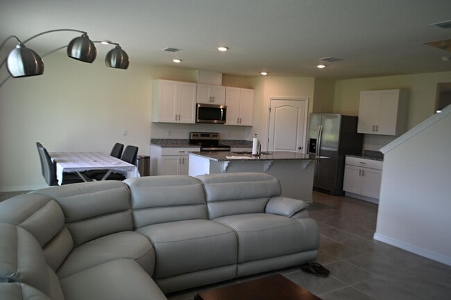 Photo - 1341 Middle Lk Dr