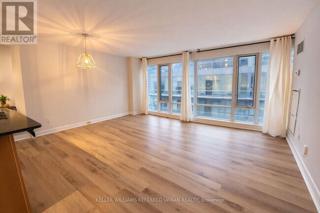 Photo - 210 Victoria St Unité 2213